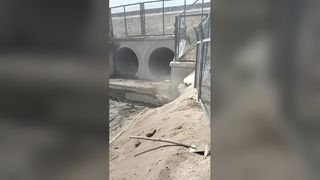 المنشار السلكي الزاحف لقطع الجسور