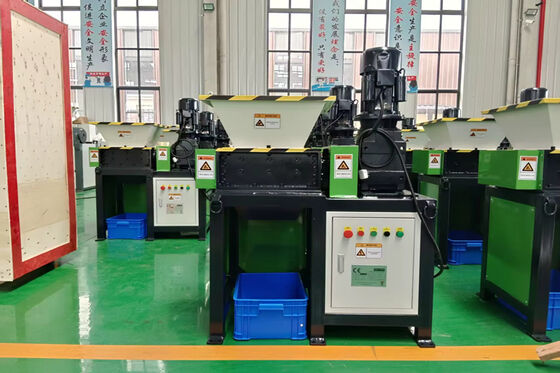 800-1500kg/h Double Shaft Shredder for Hard Plastic Lumps