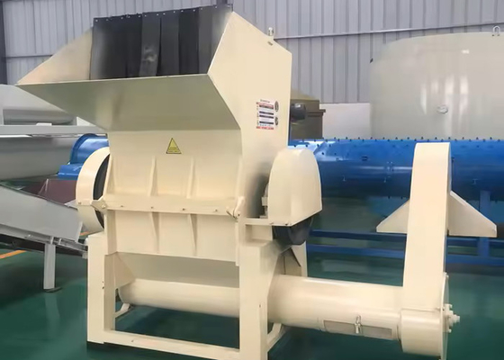 ميكانيكية كسارة إعادة تدوير البلاستيك لـ PP / PVC / PET لإعادة تدوير البلاستيك