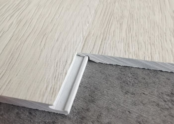 100% مقاومة للماء و مقاومة للحريق أرضية الخشب الحديدي مع 4.0MM -8.0MM سمك