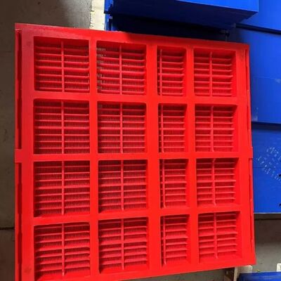 مساحة 30 ملم سميكة من البولي يوريثان مع مقاومة ارتداء عالية وتفتيحات تنظيف ذاتية لفحص الفحم في المناجم