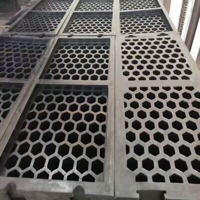 لوحة شاشة مطاطية وحدات 60 * 10mm مع مطاط عالية الارتداء + إطار فولاذ ونماذج ثقب قابلة للتبادل