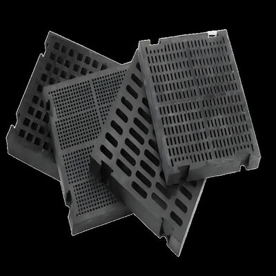 لوحة شاشة مطاطية بسماكة 25 مم مع صلابة 40 شور أ و 60 شور أ لمقاومة التآكل