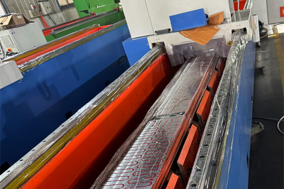 آلة طحن شفرة عالية الكفاءة لمعالجة قطع غيار السيارات