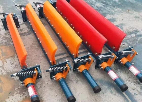 PU ناقل الحزام المكشوف النظيف الأساسي مقاومة عالية للكش العادي استخدام المواد