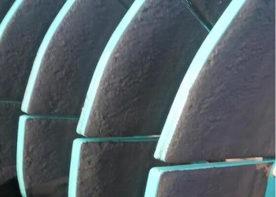 صفيحة فلتر السيراميكية الميكروبورية المادة الكوروندومية البيضاء عالية الدقة استخدام السائل الصلب