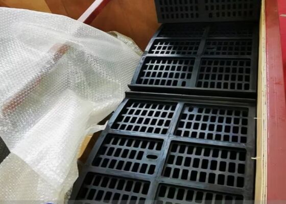 بطانات مطاطية عالية المتانة لمطحنة الكرات في بيئات العمل القاسية